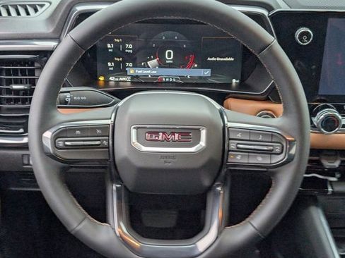 New 2026 GMC Canyon AT4 w/ Technology Plus Package AWD/4WD image 10