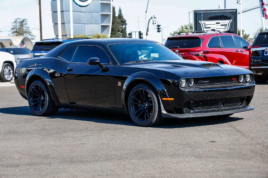 Used 2023 Dodge Challenger R/T Scat Pack RWD image 5