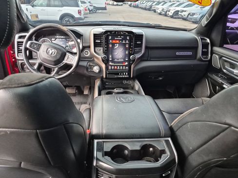 Used 2019 RAM 1500 Laramie AWD/4WD image 18