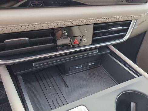 New 2026 Volkswagen Atlas SE FWD image 25