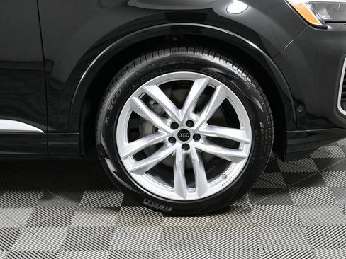 New 2025 Audi Q7 3.0T Premium Plus image 41