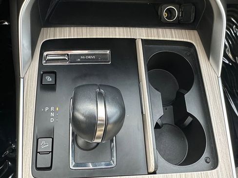 Used 2024 MAZDA CX-90 Plug-In Hybrid w/ Preferred image 16