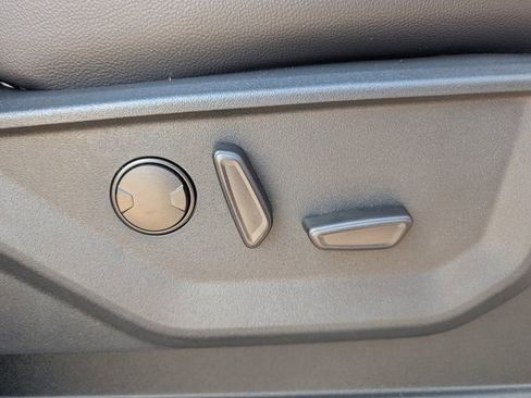 New 2025 Ford F150 Lariat w/ Equipment Group 501A Mid image 54