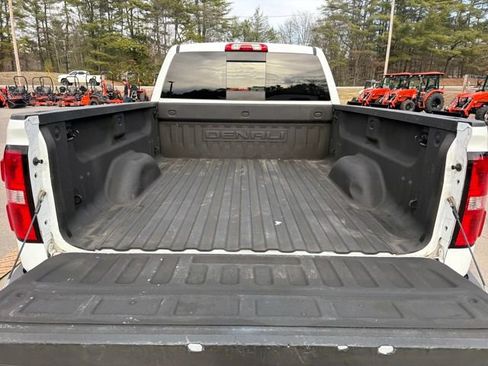 Used 2016 GMC Sierra 2500 Denali w/ Duramax Plus Package image 25