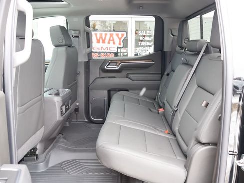 New 2026 Chevrolet Silverado 1500 LT Trail Boss w/ LT Trail Boss Premium Package AWD/4WD image 28