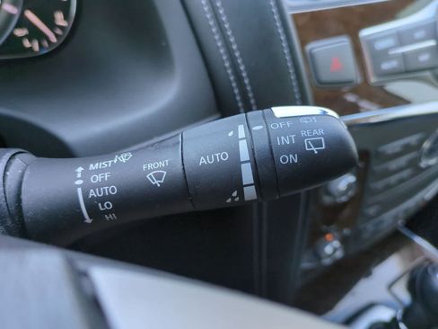 Used 2016 INFINITI QX80 4WD w/ Driver's Assistance Package image 27