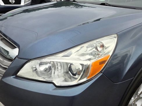 Used 2013 Subaru Outback 2.5i Limited w/ Moonroof Pkg AWD/4WD image 21