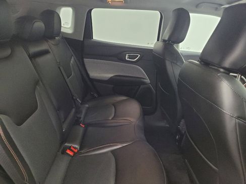 Used 2022 Jeep Compass Latitude AWD/4WD image 19