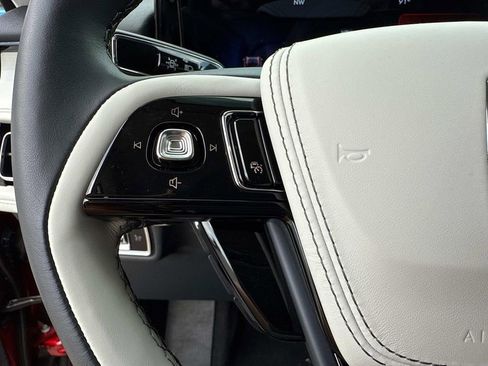 New 2025 Lincoln Aviator Reserve w/ Luxury Package image 31