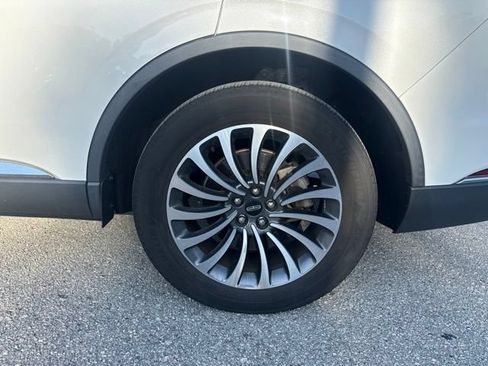 Used 2023 Lincoln Aviator Reserve w/ Equipment Group 201A RWD image 16
