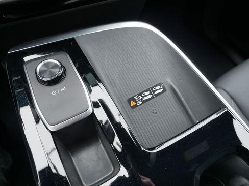 Used 2025 Buick Enclave Preferred image 30