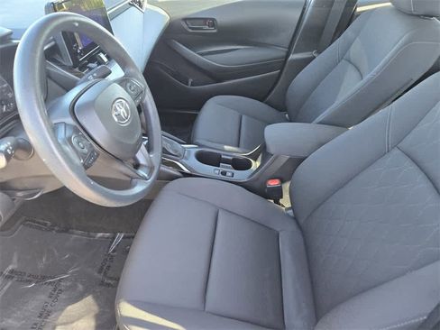 Used 2023 Toyota Corolla LE image 16