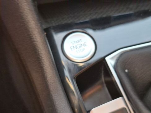 Certified 2023 Volkswagen Taos SEL AWD/4WD image 23