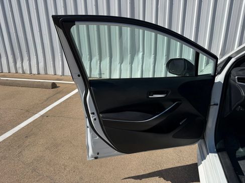 Used 2023 Toyota Corolla SE FWD image 20
