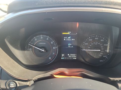 Used 2018 Subaru Crosstrek 2.0i Premium w/ Eyesight System image 21