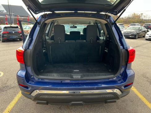Used 2019 Nissan Pathfinder SV image 27