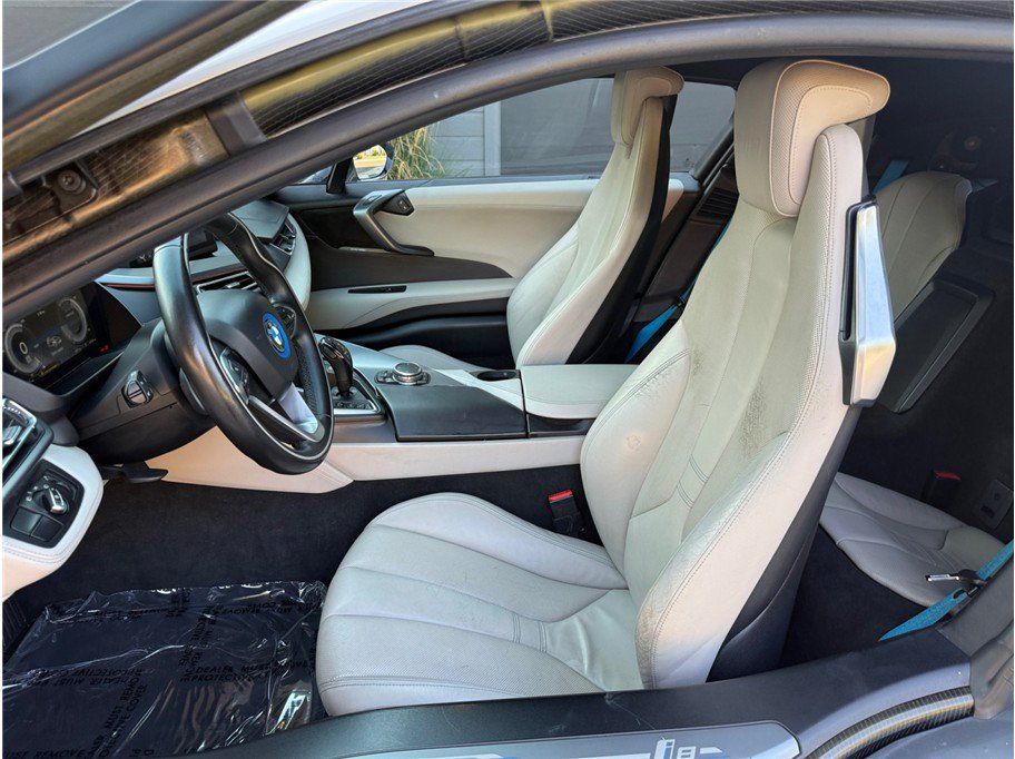 Used 2015 BMW i8 AWD/4WD image 31