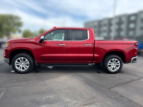 Used 2023 Chevrolet Silverado 1500 LTZ AWD/4WD image 2
