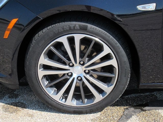 Used 2018 Buick Regal Essence w/ Driver Confidence Package #1 FWD image 11