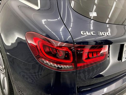 Certified 2022 Mercedes-Benz GLC 300 4MATIC image 27