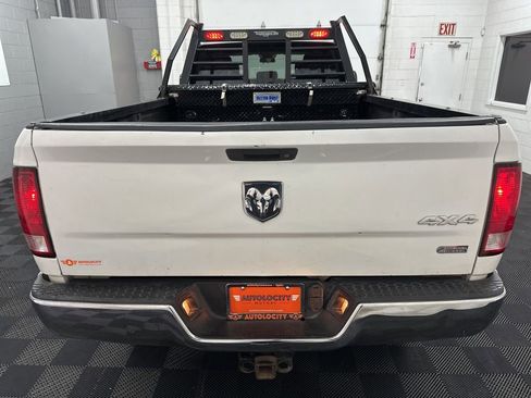 Used 2014 RAM 3500 Tradesman w/ Chrome Appearance Group image 8