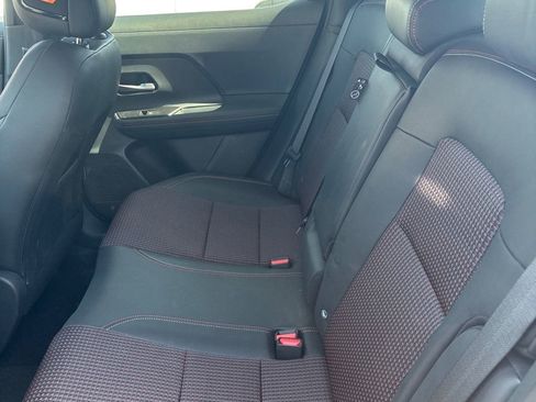 Used 2025 Nissan Kicks SR w/ SR Premium Package image 3