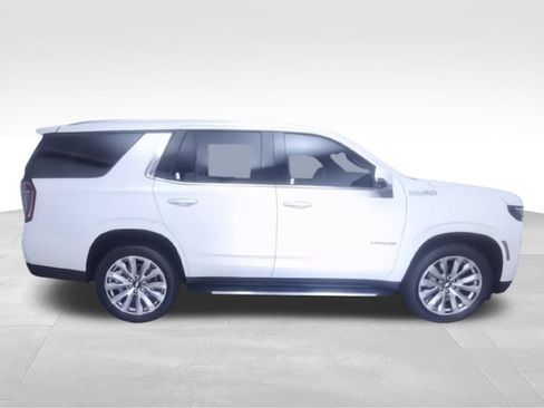 Used 2025 Chevrolet Tahoe High Country w/ Sun And Tow Package AWD/4WD image 2