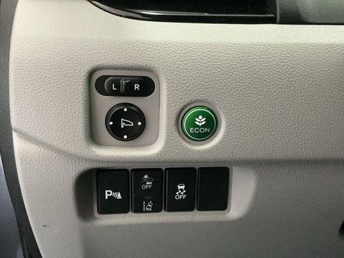 Used 2021 Honda Pilot Touring image 22