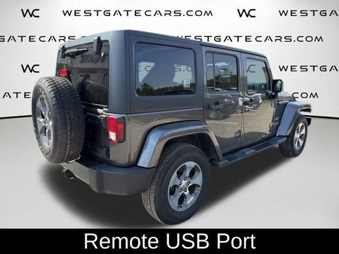 Used 2017 Jeep Wrangler Unlimited Sahara w/ Connectivity Group AWD/4WD image 7