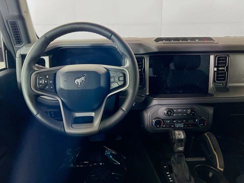 New 2025 Ford Bronco Badlands image 27