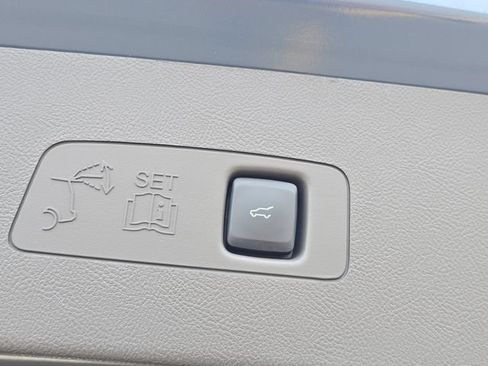 Certified 2023 Lincoln Corsair AWD w/ Equipment Group 101A image 28