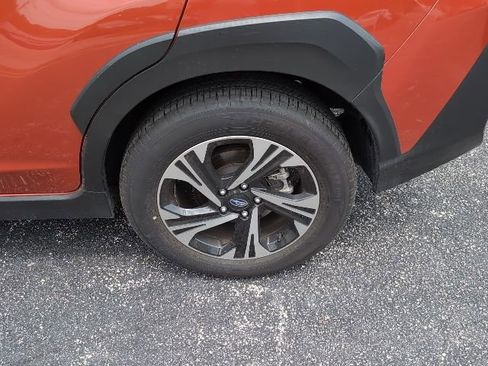 Used 2025 Subaru Crosstrek 2.0i Premium AWD/4WD image 8