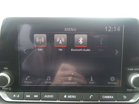 Used 2024 Nissan Rogue SV image 23