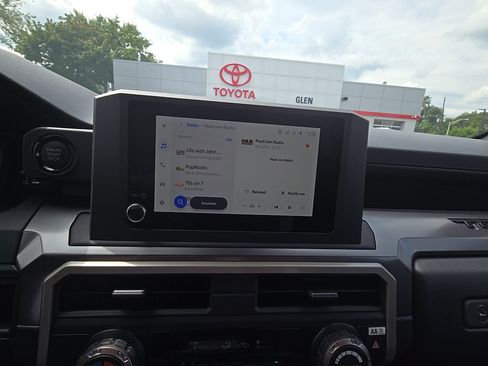 Used 2026 Toyota Tacoma SR5 RWD image 16