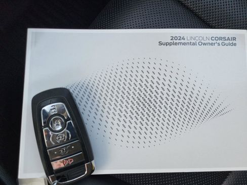 Used 2024 Lincoln Corsair Reserve w/ Towing Package image 30