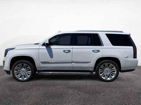 Used 2019 Cadillac Escalade 2WD image 2