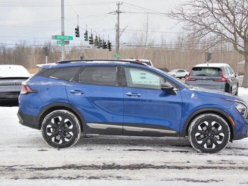 Used 2023 Kia Sportage X-Line AWD/4WD image 8