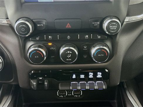 Used 2022 RAM 1500 Laramie w/ Sport Appearance Package image 18