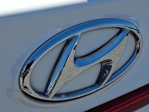 Certified 2022 Hyundai Santa Fe XRT AWD/4WD image 32