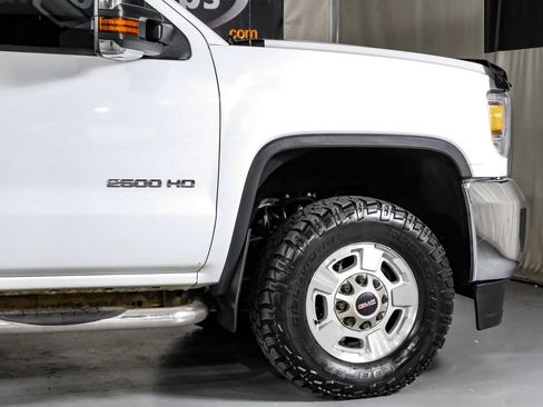 Used 2015 GMC Sierra 2500 4x4 Crew Cab w/ Sierra Convenience Package image 7
