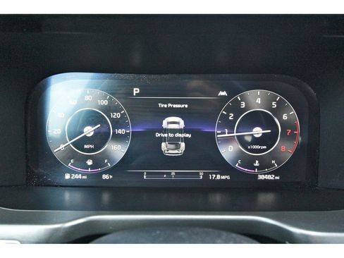 Used 2023 Kia Sorento SX AWD/4WD image 16