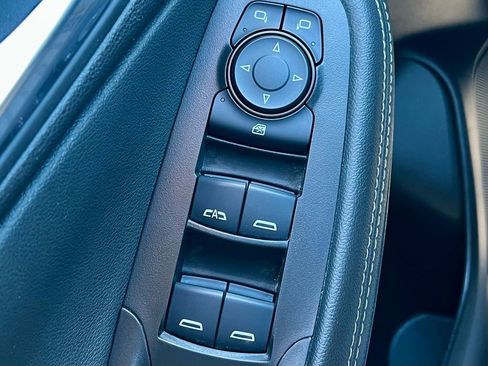 Used 2024 Buick Encore GX Sport Touring image 25