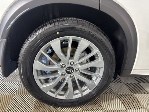 Used 2024 INFINITI QX50 Luxe image 33