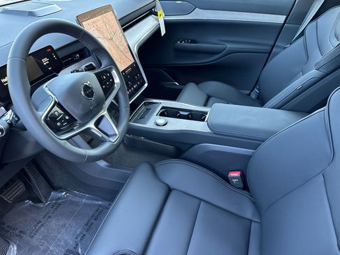 New 2025 Volvo EX90 Plus AWD/4WD image 7
