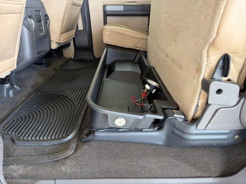 Used 2014 Ford F250 Lariat w/ Lariat Ultimate Package AWD/4WD image 34