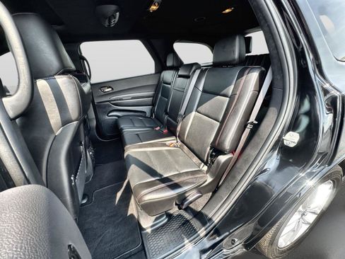 Used 2023 Dodge Durango GT RWD image 12