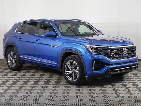 New 2024 Volkswagen Atlas Cross Sport SEL R-Line AWD/4WD image 62