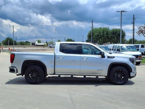 Used 2022 GMC Sierra 1500 Elevation w/ Preferred Package RWD image 2