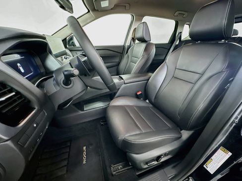 Used 2026 Nissan Rogue SL FWD image 13