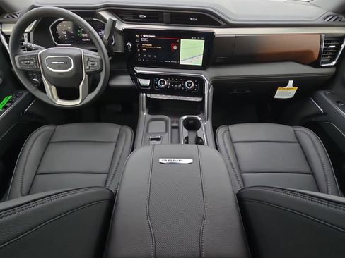 New 2026 GMC Sierra 2500 Denali w/ Denali Reserve Package image 9